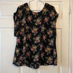 🛍️ 2/$20 Forever21 blouse